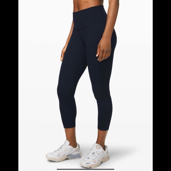 NWOT Lululemon Wunder Under Crop High-Rise 23" True Navy - Picture 1 of 7